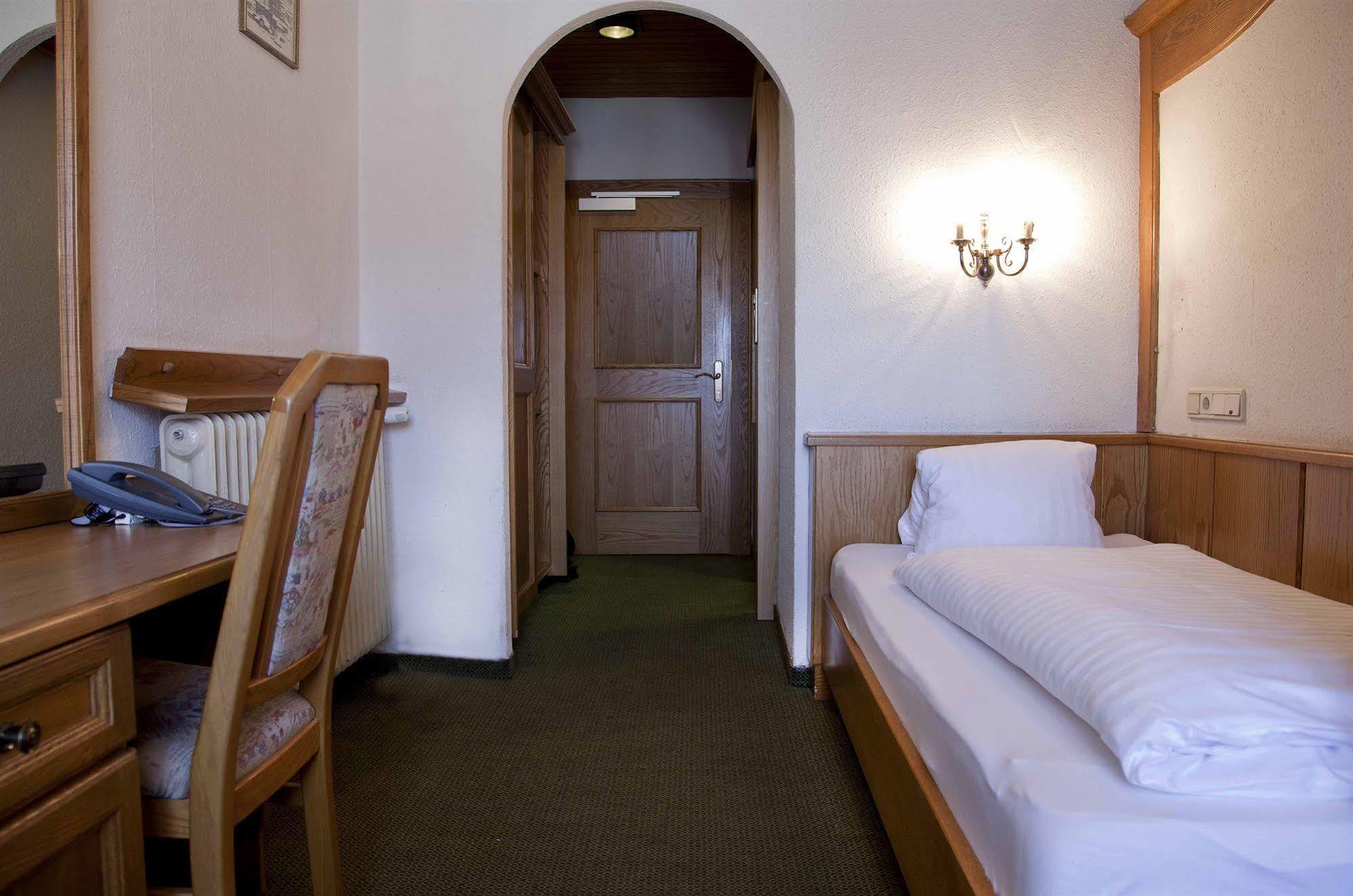 Hotel Altpradl Innsbruck Luaran gambar