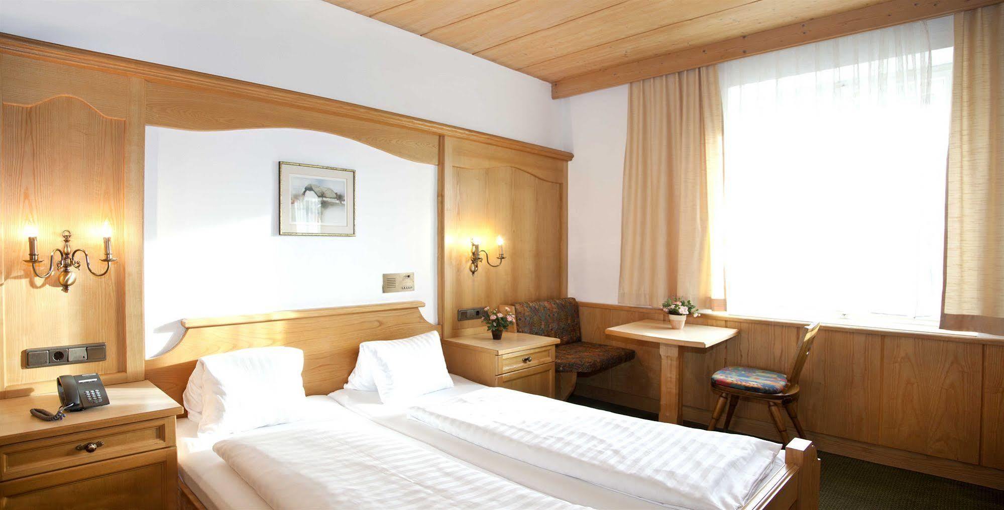 Hotel Altpradl Innsbruck Luaran gambar